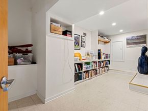 39 Sheffield Rd, Boxford MA 01921