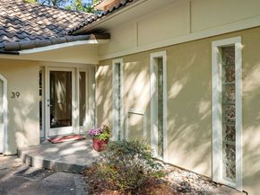 39 Sheffield Rd, Boxford MA 01921