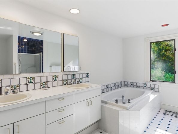 1040 High Street, Dedham MA 02026