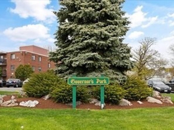 1000 Governors Dr 25, Winthrop MA 02152