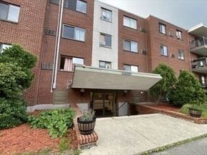 1000 Governors Dr 25, Winthrop MA 02152