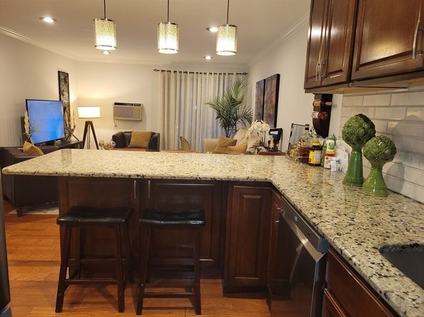 1000 Governors Dr 25, Winthrop MA 02152