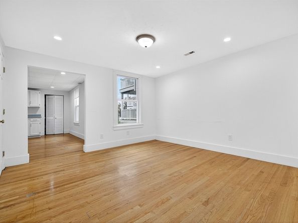 550 E 5th Street, Boston MA 02127