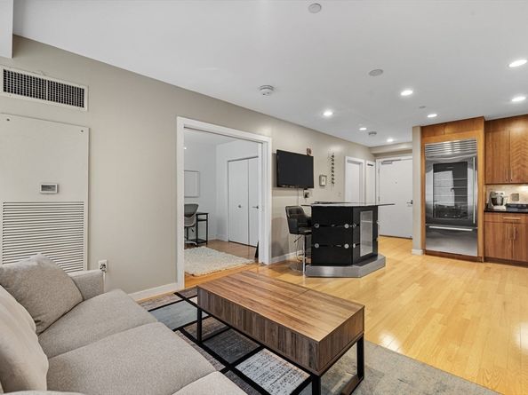 80 Broad St 805, Boston MA 02110