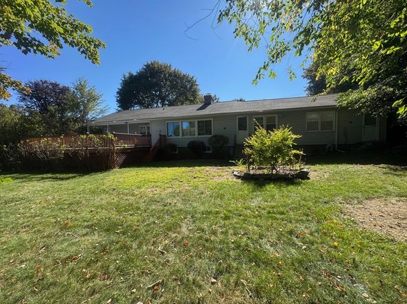 21 Trinity Ave, Worcester MA 01605