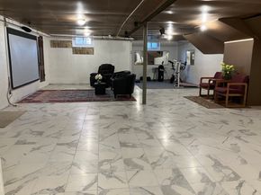 21 Trinity Ave, Worcester MA 01605