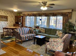 21 Trinity Ave, Worcester MA 01605