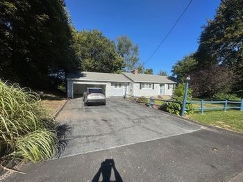21 Trinity Ave