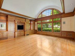 56 Ledgeways, Wellesley MA 02481