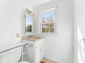 5 Elm St 1, Acton MA 01720
