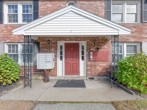 5 Elm St 1, Acton MA 01720