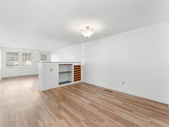 5 Elm St 1, Acton MA 01720