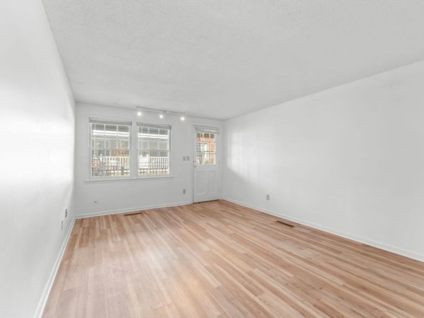 5 Elm St 1, Acton MA 01720