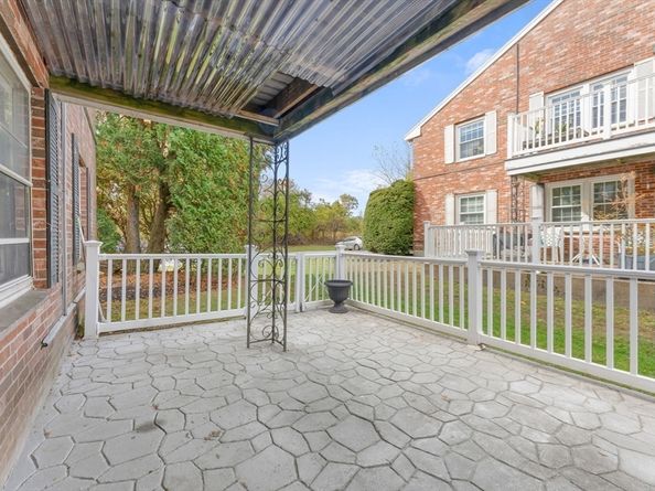 5 Elm St 1, Acton MA 01720