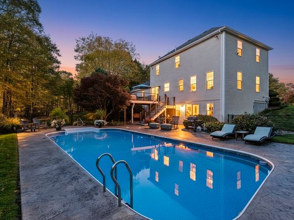 45 Douglas Hill Way, Douglas MA 01516