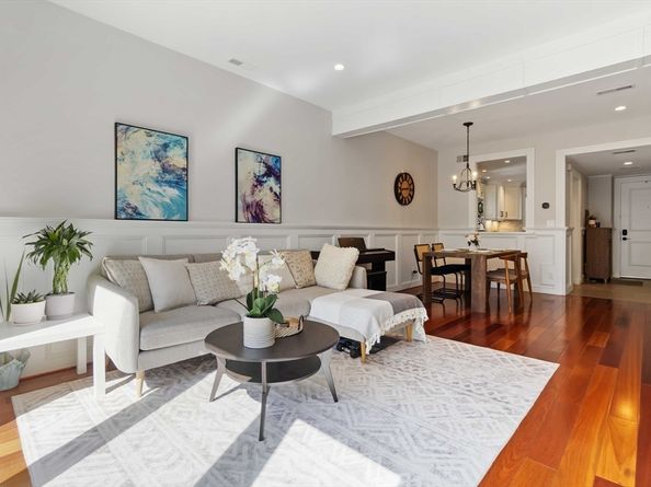 20 Ship Ave 8, Medford MA 02155