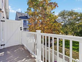 20 Ship Ave 8, Medford MA 02155