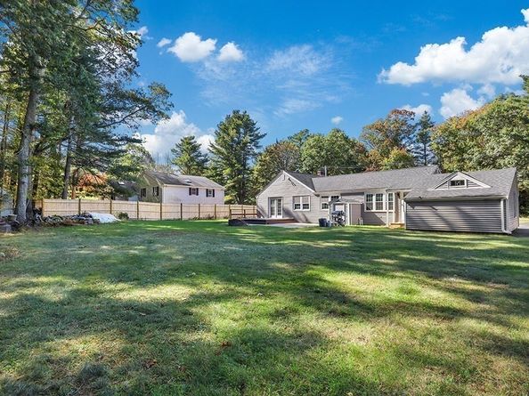 436 Center St, Hanover MA 02339