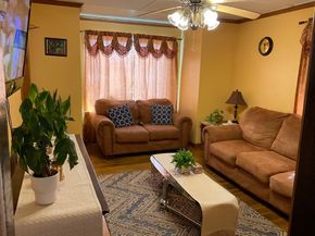 79 Laurel St, Lynn MA 01905