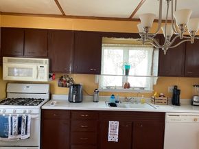79 Laurel St, Lynn MA 01905