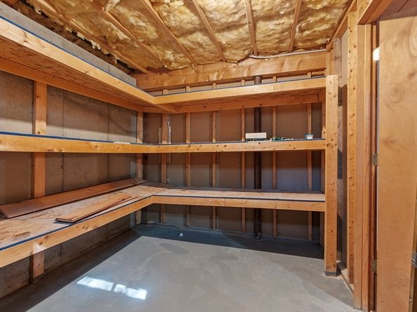 53 Bridlecross Rd, Leominster MA 01453
