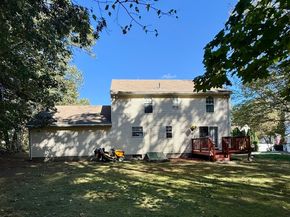 53 Bridlecross Rd, Leominster MA 01453