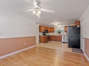 53 Bridlecross Rd, Leominster MA 01453