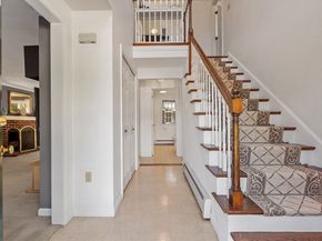 53 Bridlecross Rd, Leominster MA 01453