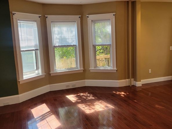 11 Hockanum Way, Worcester MA 01606