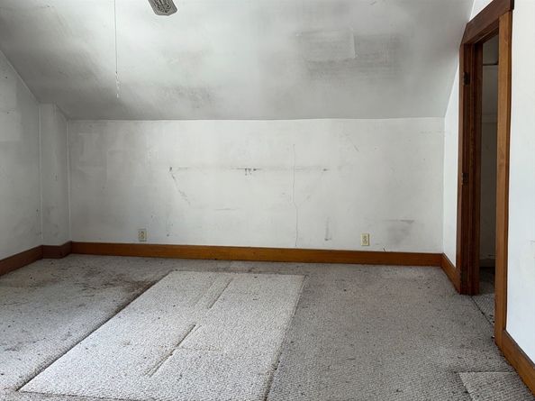 12 Howard St, Lynn MA 01902