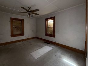 12 Howard St, Lynn MA 01902