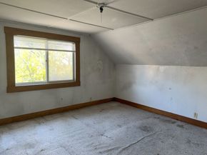 12 Howard St, Lynn MA 01902