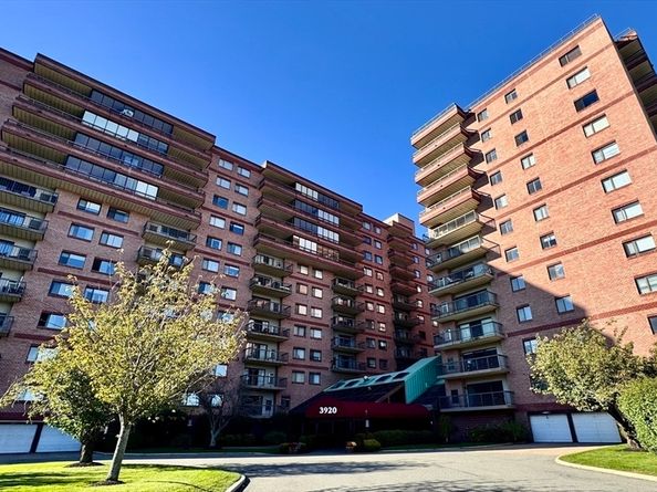 3920 Mystic Valley Pkwy 817, Medford MA 02155