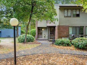601 Old Stone Brook 601, Acton MA 01718