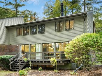 601 Old Stone Brook