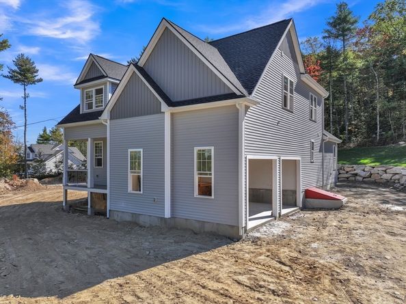 18 Lakeshore Drive, Douglas MA 01516