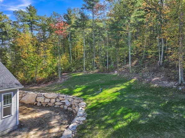 18 Lakeshore Drive, Douglas MA 01516