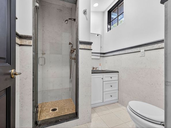 18 Middlesex St, Winchester MA 01890