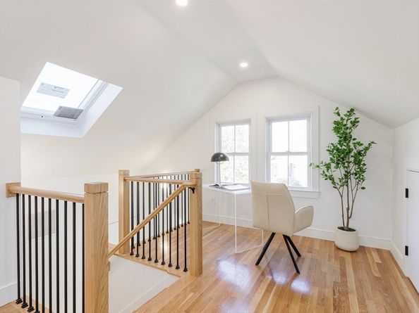 73 Foster Rd. 2, Belmont MA 02478