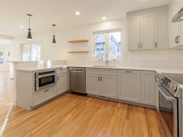 73 Foster Rd. 2, Belmont MA 02478