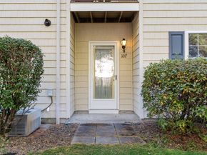 107 Eagle  Drive 107, Tewksbury MA 01876