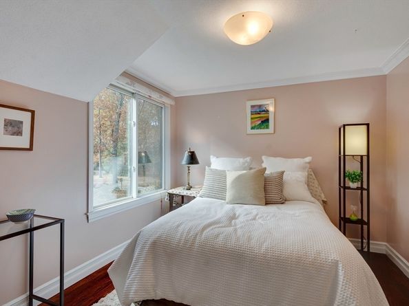 134 Chestnut Circle 134, Lincoln MA 01773