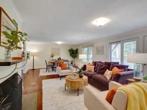 134 Chestnut Circle 134, Lincoln MA 01773