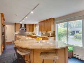 134 Chestnut Circle 134, Lincoln MA 01773