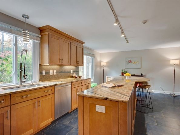 134 Chestnut Circle 134, Lincoln MA 01773