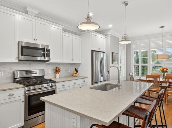 81 Boatwrights Loop, Plymouth MA 02360