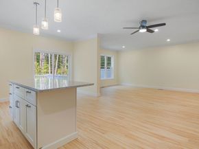 14 Welch Ave A, Rutland MA 01543