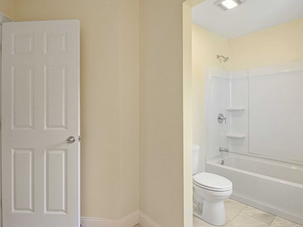 14 Welch Ave A, Rutland MA 01543