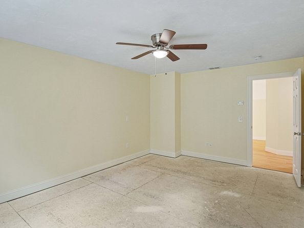 14 Welch Ave A, Rutland MA 01543