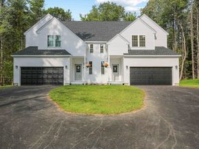 14 Welch Ave A, Rutland MA 01543